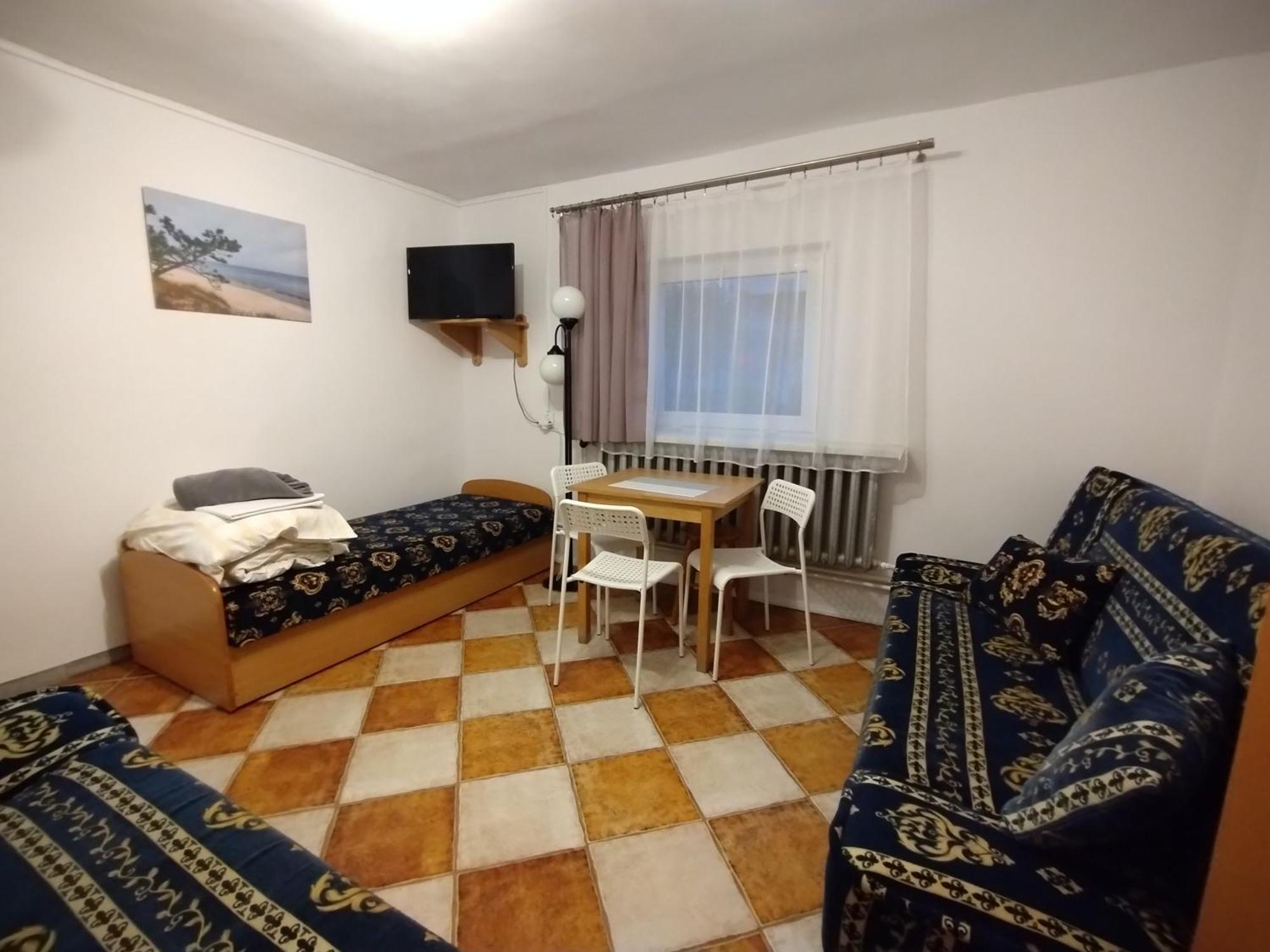 Homestay Maja - *